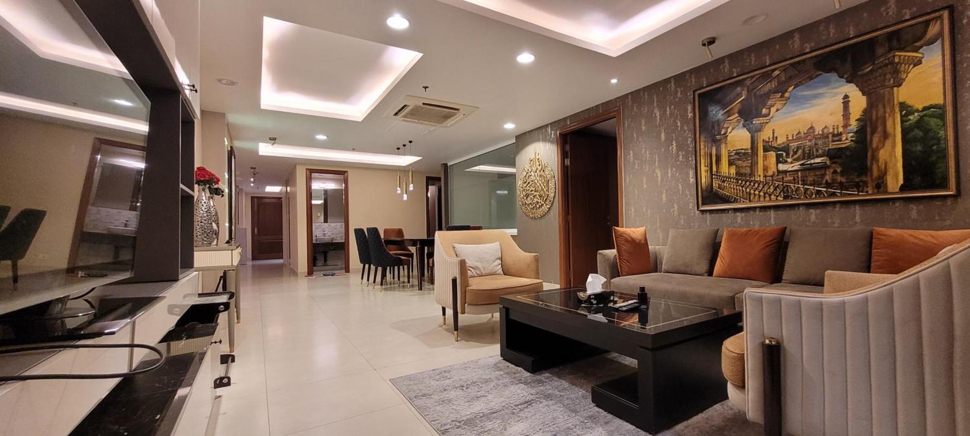 Goldcrest Luxury Apartments Лахор Экстерьер фото
